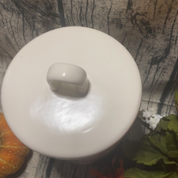 New Rae Dunn Crunchy Canister - Picture 2 of 2